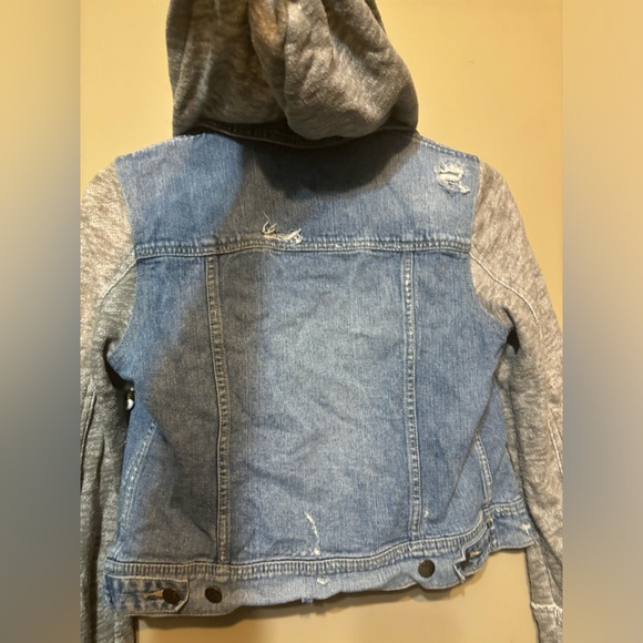 FREE PEOPLE Distressed Cropped Denim Jacket, Removable Hoodie - Picture 8 of 10